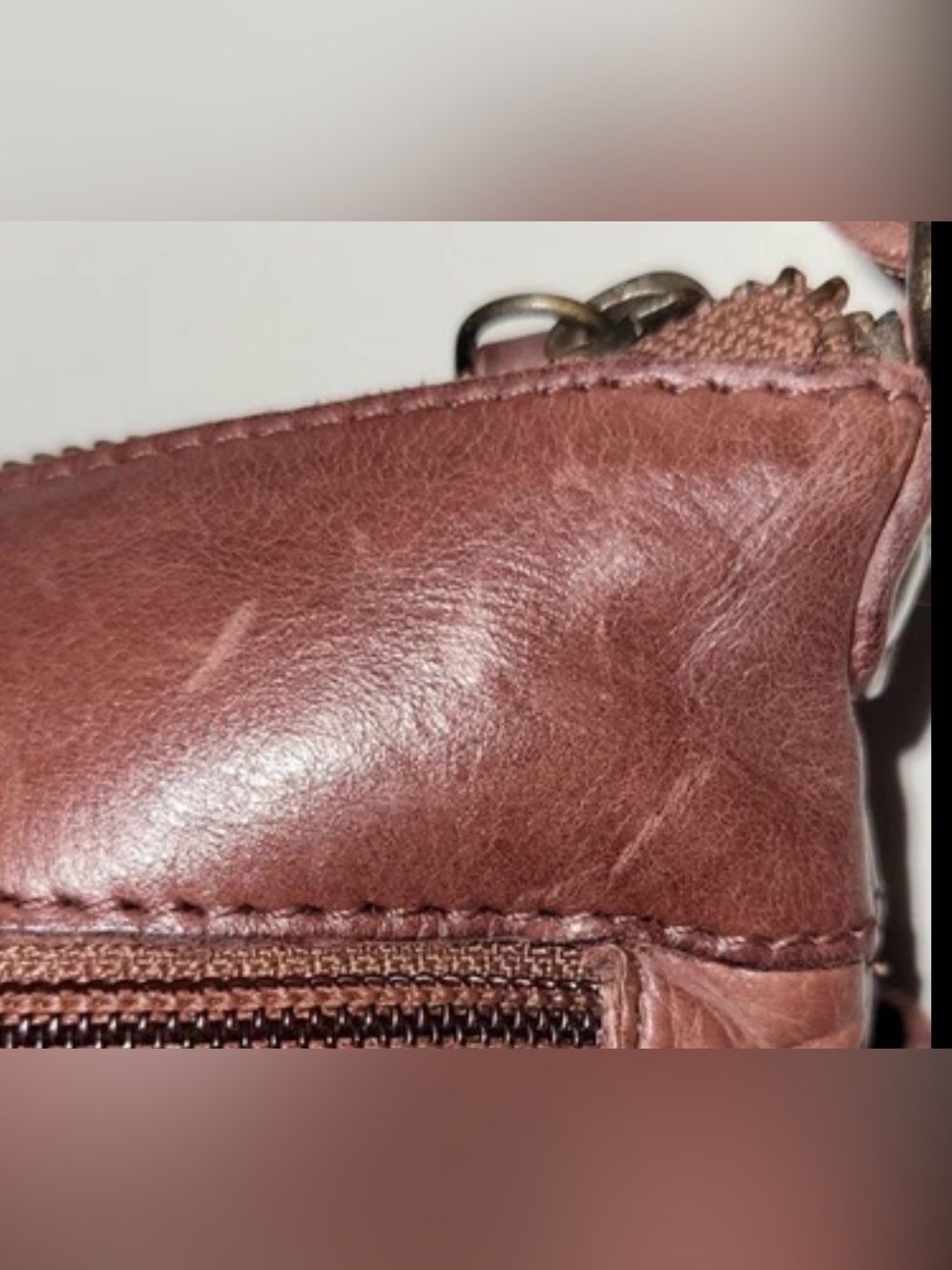 Cochoa Leather Crossbody Shoulder Bag Cognac Brown - Picture 14 of 16